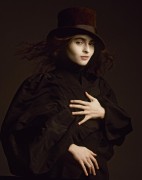 Хелена Бонем Картер (Helena Bonham Carter) фотограф Clive Arrowsmith 1999 - 7xHQ D4a683297582160