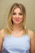 Кейли Куоко (Kaley Cuoco) The Big Bang Theory press conference portraits by Vera Anderson (Los Angeles, October 30, 2013) (5xHQ) 98fe76298033255