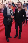 Брэд Питт (Brad Pitt) Attends at the opening of the 35th Annual Moscow International Film Festival in Moscow (June 20, 2013) - 51xHQ 9372c0299067092