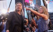 Брэд Питт (Brad Pitt) 'World War Z' New York Premiere, Duffy Square in Times Square (June 17, 2013) - 206xHQ 665f01299070765