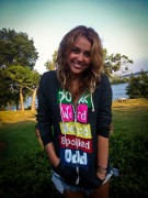 Майли Сайрус (Miley Cyrus) Supporting 'Defeat The Label' (1xHQ) 396093299275773