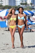 Эммануэла де Паула, Джессика Харт (Jessica Hart, Emanuela de Paula) Bikini Photoshoot on the Beach in Miami - 06.12.2013 -  285 HQ 8992d5301831983