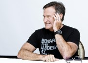 Робин Уильямс (Robin Williams) World's Greatest Dad - Photocall, Los Angeles, 2009 (33xHQ) D2e1cc305516035