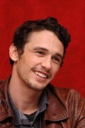 Джеймс Франко (James Franco) '127 Hours' press conference in Toronto,11.09.10 - 11xUHQ E09ddb307596472
