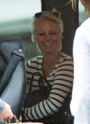 Памела Андерсон (Pamela Anderson) - shooting a commercial in Auckland February 13 2014 - 16 HQ 96fb24307872896