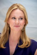 Лора Линни (Laura Linney) 'Hyde Park on Hudson' Press Conference Portraits by Vera Anderson - September 9, 2012 (6xHQ) 81ba21308123282