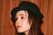 Эллен Пейдж (Ellen Page) To Rome with Love - Portrait Session 2012 - 24xHQ 85065f308796666