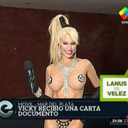 Nackt Vicky Xipolitakis  Public Tits