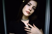 Лив Тайлер (Liv Tyler) фотограф Martyn Goodrace, 1999 - 2xHQ 2cc513313156885