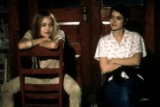 Прерванная жизнь (Girl, Interrupted) Вайнона Райдер, Анджелина Джоли (Winona Ryder, Angelina Jolie) 1999  C0974e313836578