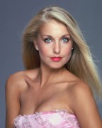 Heather Thomas 3576ad314529255