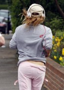 Джери Холливелл (Geri Halliwell) Out jogging in Hampstead, London - 30.03.14 - 18xHQ Bd0ccc321694286