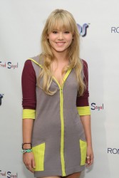 Taylor Spreitler at the Official Launch Of New Disney & Muppet Myzos in Santa Monica 8/22/2009