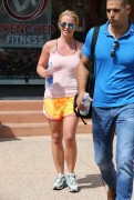 Бритни Спирс (Britney Spears) Leaving the 'Drenched Fitness' in LA, 26.06.2014 (35xHQ) 79fb8a336188077