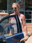 Бритни Спирс (Britney Spears) Leaving the 'Drenched Fitness' in LA, 26.06.2014 (35xHQ) 8b000d336188003