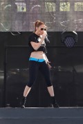 Дженнифер Лопез (Jennifer Lopez) Rehearsing for the IHeartRadio Pool Party in Miami Beach - June 28, 2014 - 91xUHQ Bae06a336190312