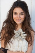 Виктория Джастис (Victoria Justice) Topanga Ranch Motel Fashion Shoot at Topanga Beach in California - January 23, 2011 (442xHQ) 5b2c76336573322