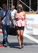Бритни Спирс (Britney Spears) Coffee Bean run in Los Angeles, 08.07.2014 (16xHQ) Dfd081338625753