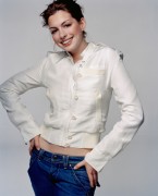 Энн Хэтэуэй (Anne Hathaway) фотограф Chris Militscher, 2004 для журнала Instyle - 7xHQ 905279342590067