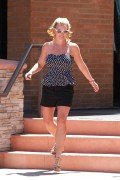 Бритни Спирс (Britney Spears) Out for some solo shopping in Westlake Village, 13.08.2014 - 117хHQ 5f174f347449386