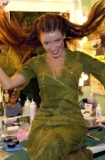 Данни Миноуг (Dannii Minogue) 'Backstage at Notre Dame' Photoshoot, 09/02/2001 (10xHQ) Fa9c0e355290839