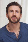 Крис Эванс (Chris Evans) Captain America The Winter Soldier Press Conference, (2014) 743fe2356875140