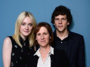 Дакота Фаннинг, Джесси Айзенберг (Jesse Eisenberg, Dakota Fanning) "Night Moves" Portraits by Larry Busacca, Toronto International Film Festival, Toronto, Canada 09/09/2013 - 7xHQ 943d26357061753