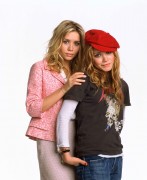 Мэри-Кейт Олсен и Эшли Олсен (Ashley, Mary-Kate Olsen) New York Minute Promoshoot 2004 - 39xHQ 115b4e358551845