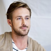 Райан Гослинг (Ryan Gosling) Crazy, Stupid, Love press conference (New York, 19.07.2011) (8xHQ) Be4cdc358558488
