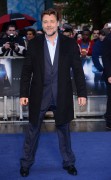 Расселл Кроу (Russell Crowe) 'Man of Steel' Premiere, Odeon Leicester Square, London, UK, 06.12.13 (61xHQ) 389585359755584