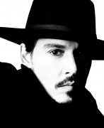 Джонни Депп (Johnny Depp)  фото Matthew Rolston, для журнала Rolling Stone, 2007 - 8xHQ E353c0359773619
