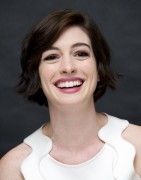Энн Хэтэуэй (Anne Hathaway) Interstellar Press Conference, Four Seasons Los Angeles, Beverly Hills, 10.26.14 (29xHQ) 538d24361072060
