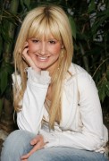 Эшли Тисдейл (Ashley Tisdale) Howard Wise Photoshoot 2005 (11xHQ) 60f542361071870