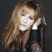 Holly Hunter C7119b362198936