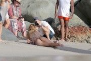 Кэндис Свейнпол (Candice Swanepoel) on the set of a Victoria's Secret shoot in Caribbean 06.11.14 - 49 HQ  7d0020362901885