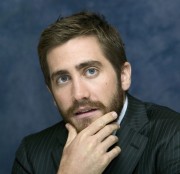 Джейк Джилленхол (Jake Gyllenhaal) Rendition Press Conference 2007 - 54xHQ 83f996363035144