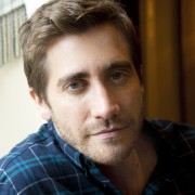 Джейк Джилленхол (Jake Gyllenhaal) "Love and Other Drugs" - Photocall, Los Angeles, 11/07/2010 (8xHQ) A3eeaf363033571