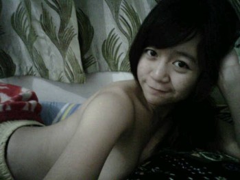 cewek telanjang