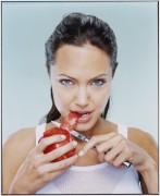 Анджелина Джоли (Angelina Jolie)   фотограф Martin Schoeller (14xHQ) 6fc830367509750