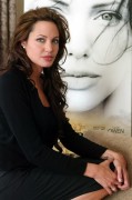 Анджелина Джоли (Angelina Jolie)   Jeff Christensen photoshoot - 5xHQ 411946367525250