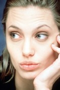Анджелина Джоли (Angelina Jolie)   Girl, Interrupted press conference 1999 (13xHQ) A6547c367524854