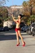 Бай Линг (Bai Ling) Her Red Hot Hollywood Holiday Photoshoot in Hollywood - 28.11.2014 020af6367937561