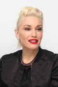 Гвен Стефани (Gwen Stefani) 'Paddington' Press Conference in Beverly Hills by Munawar Hosain - December 1, 2014 (37xHQ) 2cd299371201316