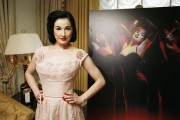 Дита фон Тиз (Dita von Teese) US Debut of The 'Be Cointreaversial' Show @ The Ritz Carlton in NYC - 18xHQ B0da8b377713660