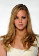 Дженнифер Лоуренс (Jennifer Lawrence) портрет для Academy Awards, 2011 (4xHQ) 869d42379040741