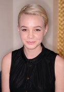 Кэри Маллиган (Carey Mulligan) Portaits at the Dubai Film Festival - 13.12.2010 (17xHQ) Da6a26379449568