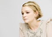 Кэри Маллиган (Carey Mulligan) 'Never Let Me Go'press conference (Los Angeles, 08.09.2010) 76c1a5379451021