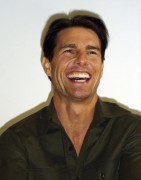 Том Круз (Tom Cruise) портрет с пресс конференции "Valkyrie" (5xHQ) A217c2380435434
