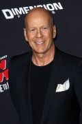 Брюс Уиллис (Bruce Willis) Sin City A Dame to Kill For Premiere, TCL Chinese Theater, 2014 - 70xHQ 843b78381274993