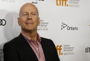 Брюс Уиллис (Bruce Willis) Looper Premiere during the 2012 Toronto International Film Festival in Toronto,06.09.2012 - 40xHQ A08f91381288544